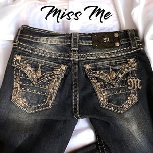 Miss Me Jeans Sz 25/26 Sequin & Rhinestone Embroidery Embellished